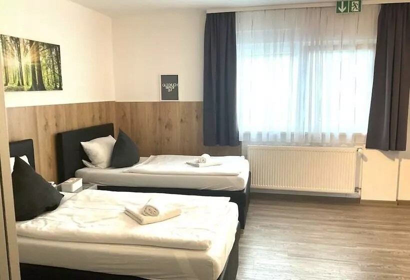 Majatalo Gästehaus Estenfeld Bei Würzburg 24 H