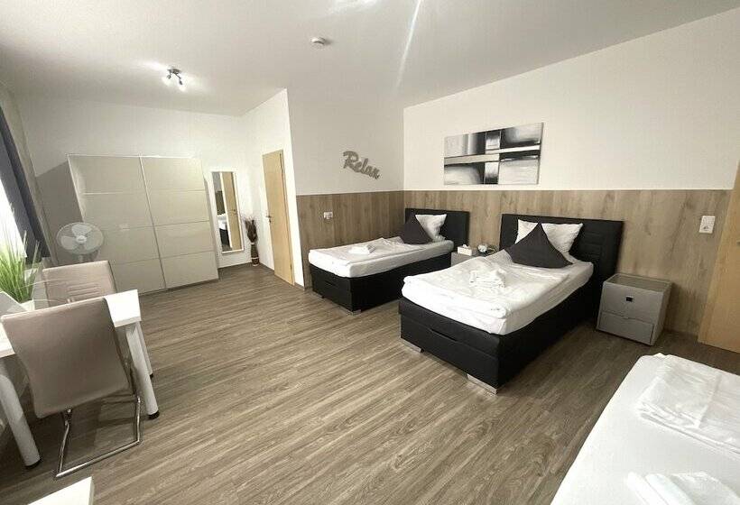 Pensão Gästehaus Estenfeld Bei Würzburg 24 H