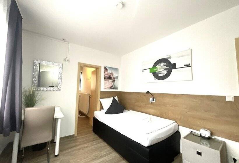 Pensão Gästehaus Estenfeld Bei Würzburg 24 H