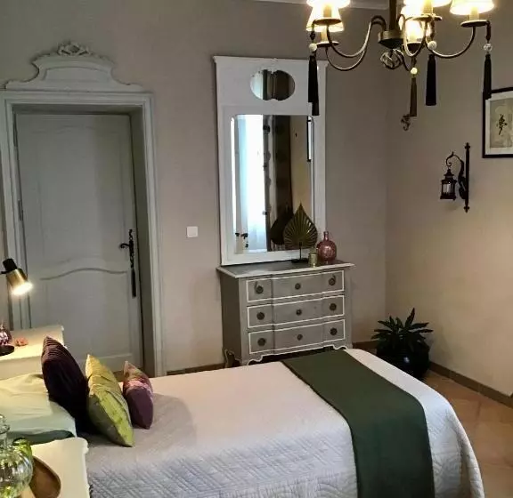 ペンション Maison En Cramaillan