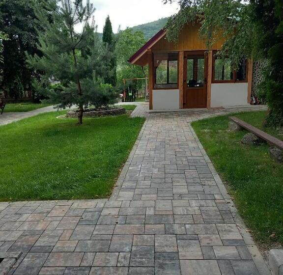 بنسيون Rapsodia Muntilor