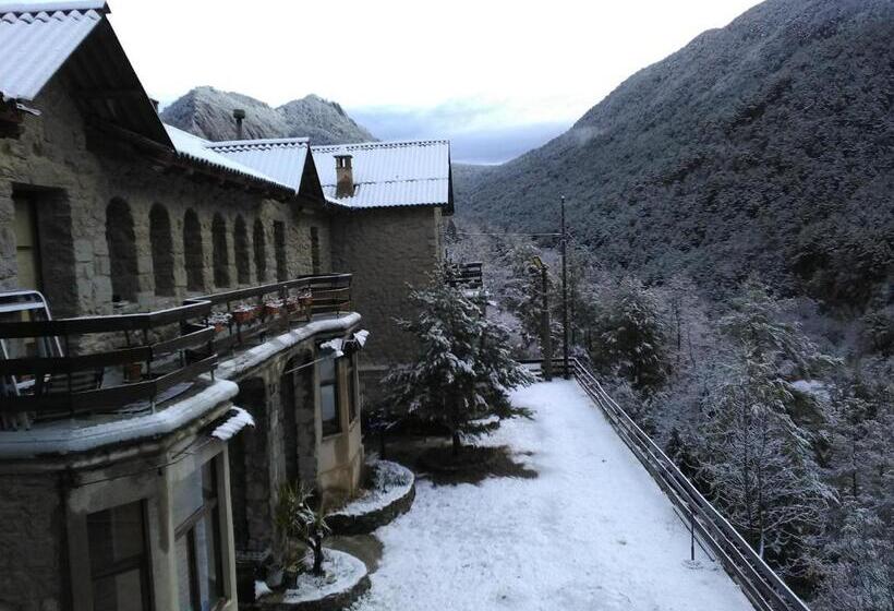 Пансион Refugi Quatre Cases