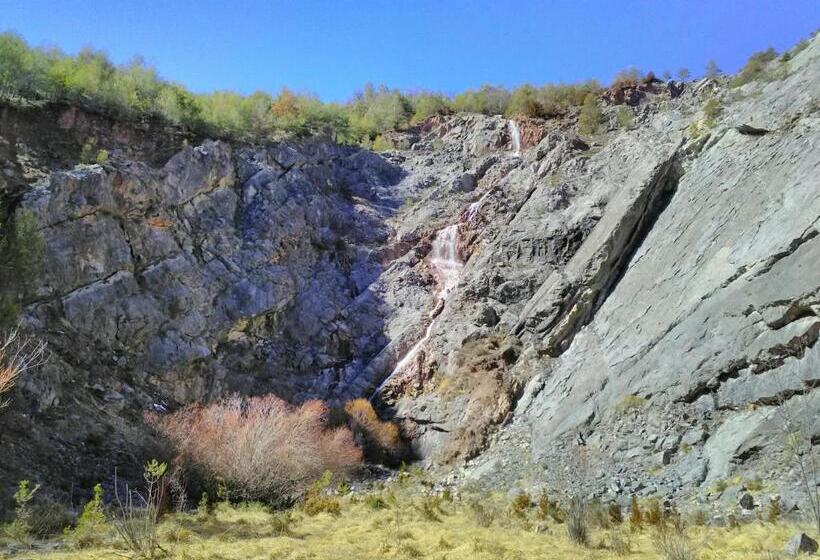 Пансион Refugi Quatre Cases