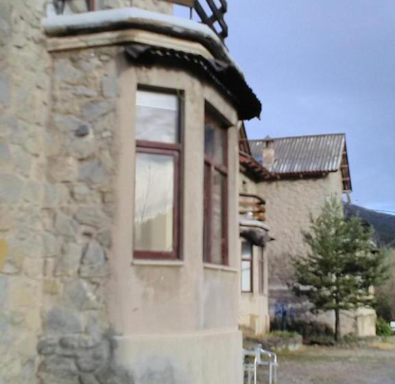 Пансион Refugi Quatre Cases