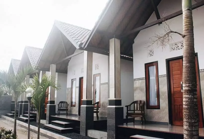 ペンション The Sabho Garden