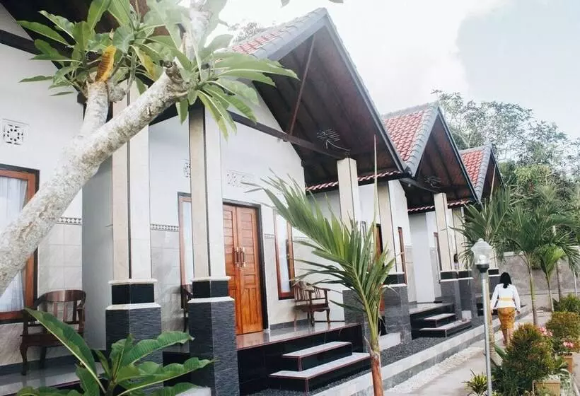 ペンション The Sabho Garden