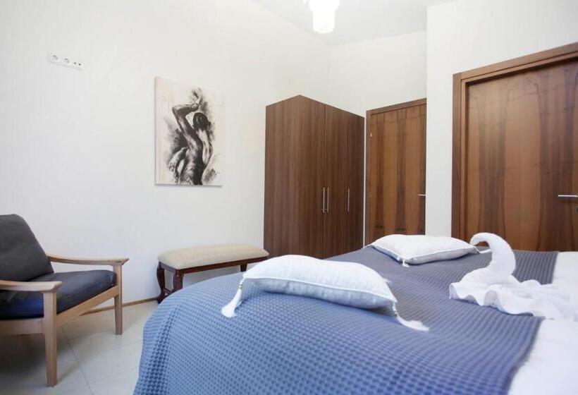 تختخواب و صبحانه Dimon