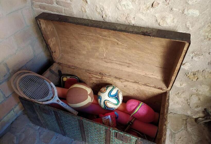 هتل Can Cruset Agroturisme