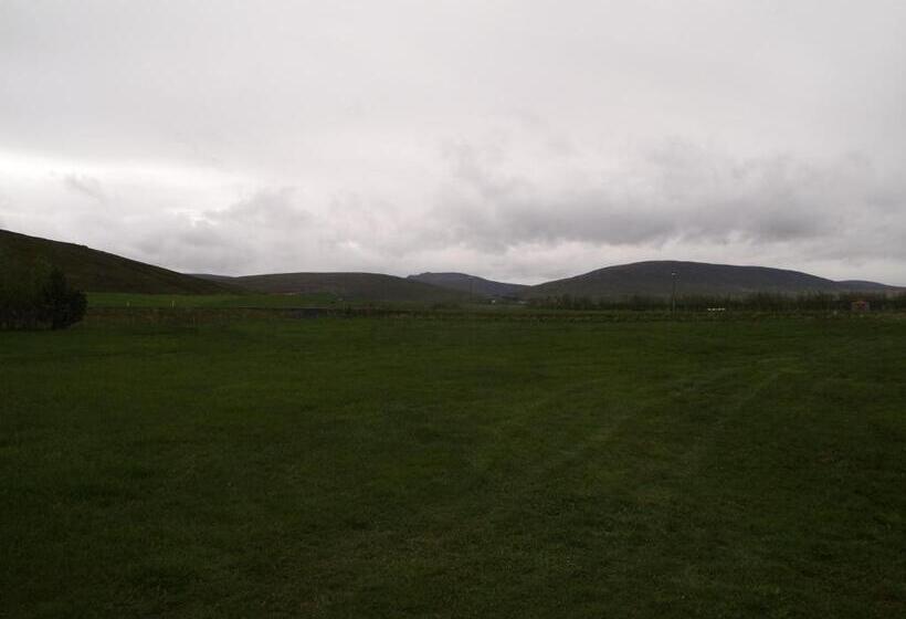 هتل Miðhvammur Farm Stay