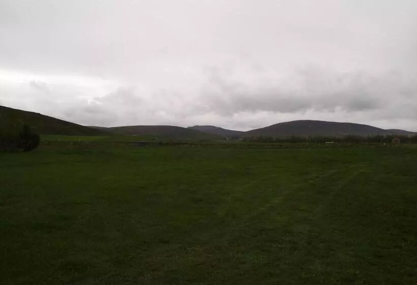 هتل Miðhvammur Farm Stay