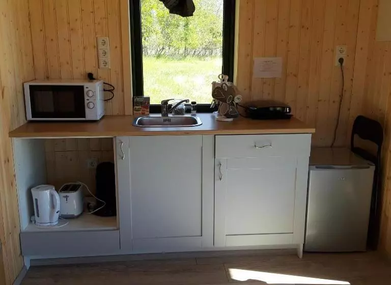 هتل Miðhvammur Farm Stay