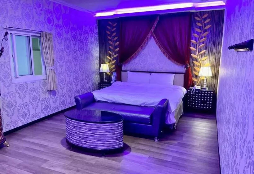 Huang Xing Motel