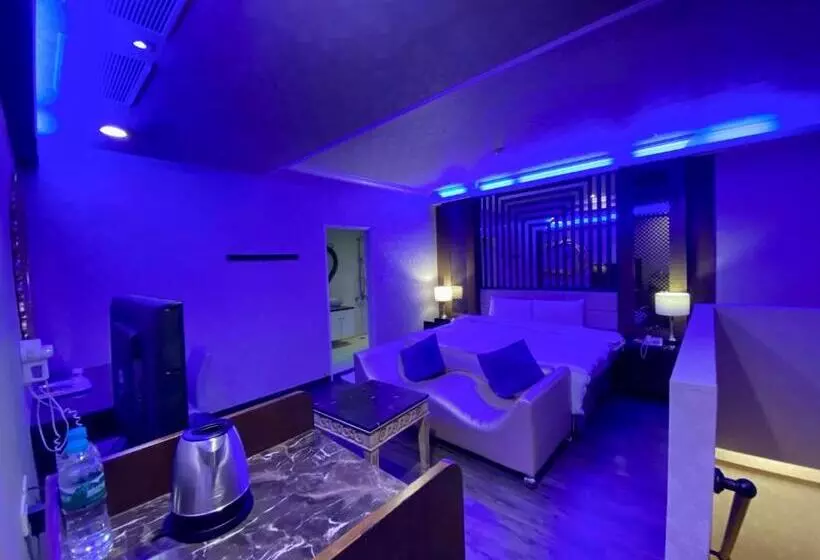 Huang Xing Motel