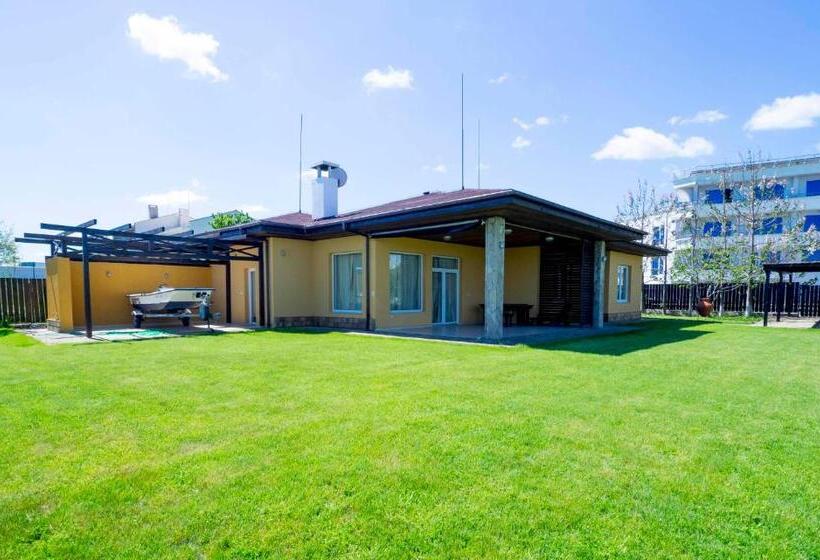 Пансион Villa Stella