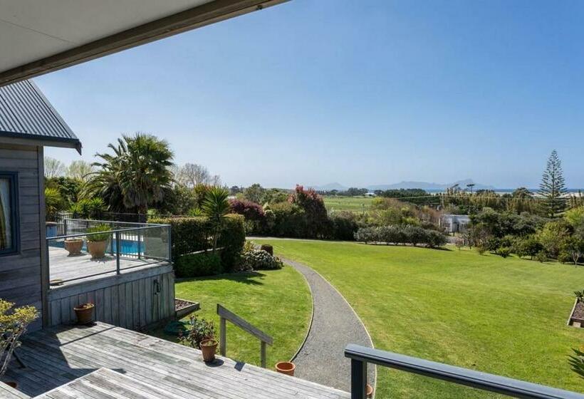 Strathaven Bed And Breakfast