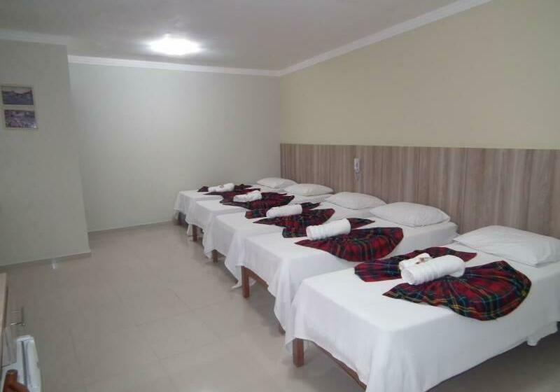 ユースホステル Pousada Treze De Março