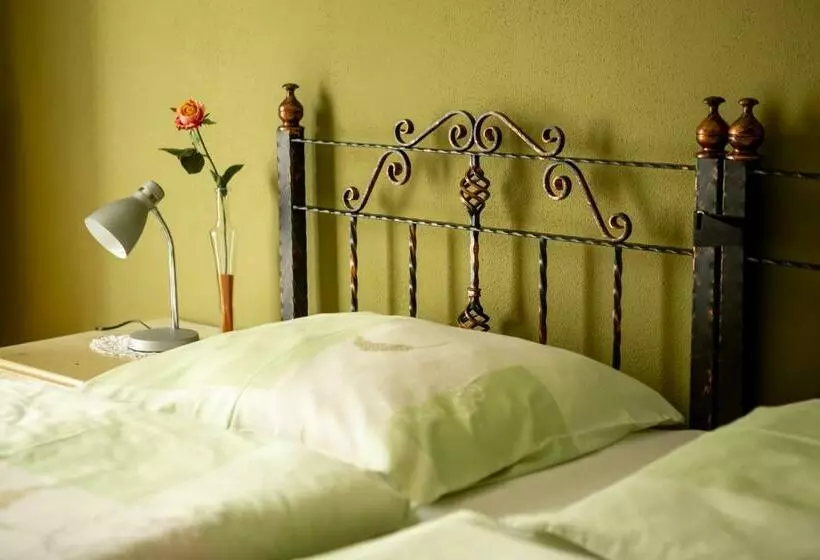 هاستل Rooms Herman