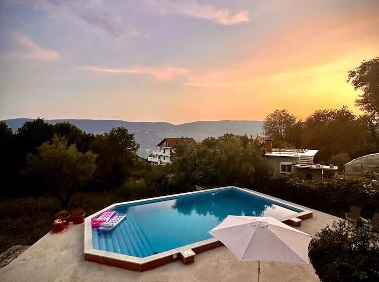 Aparthotel Villa Jovicic