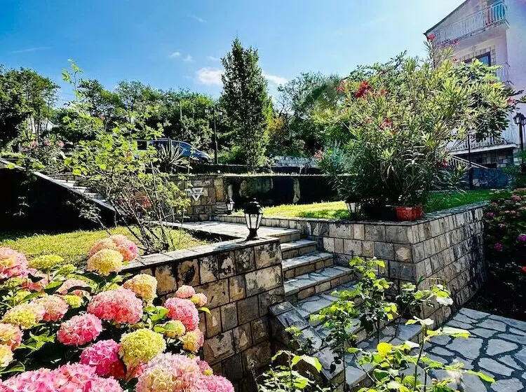 Aparthotel Villa Jovicic