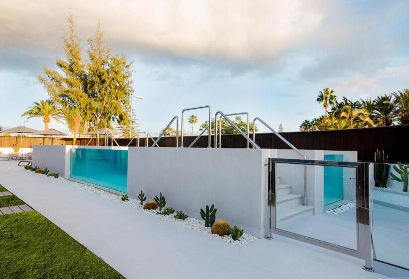 فندق Fahana - Gay Men Only