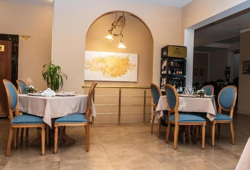 בית מלון כפרי Royal