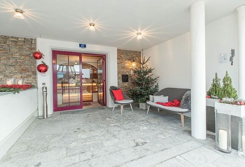 ホテル Sportalmmm, Hoch Genuss