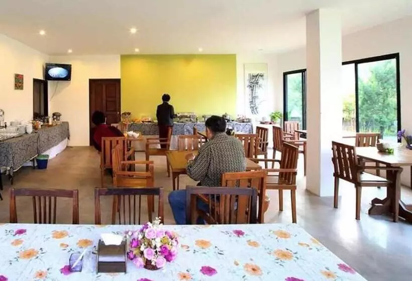 ホテル Wilacha Chiang Rai