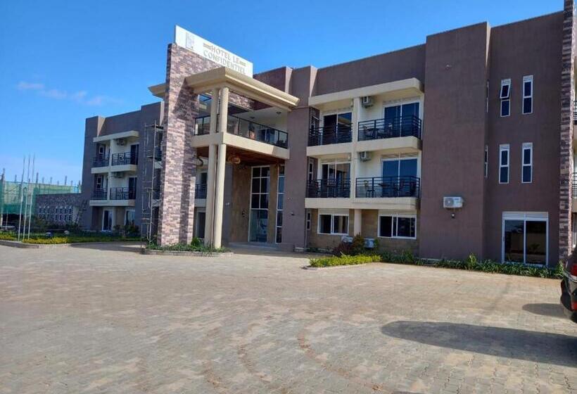 L Hotel Le Confidentiel