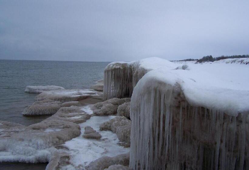 پانسیون Beach Guesthouse Lenkas