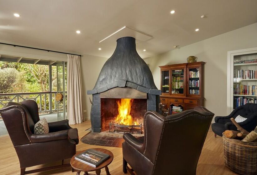 אתר נופש Awaroa Lodge