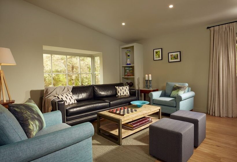 אתר נופש Awaroa Lodge