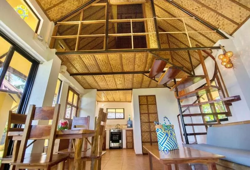 Lomakeskus Ralph S Place