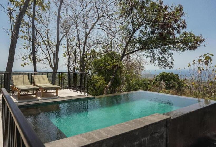 Курорт Sanglung Villas & Suites