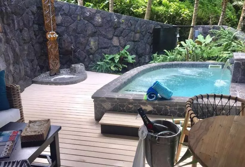 Seabreeze Resort Samoa – Exclusively For Adults