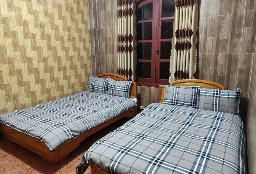 تختخواب و صبحانه Quê Hương House
