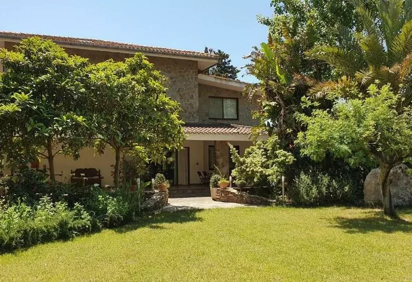 تختخواب و صبحانه Villa Canu
