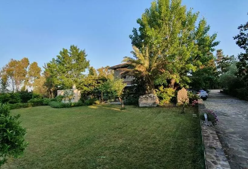 تختخواب و صبحانه Villa Canu