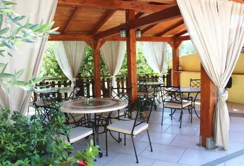 تختخواب و صبحانه Villa La Vigna