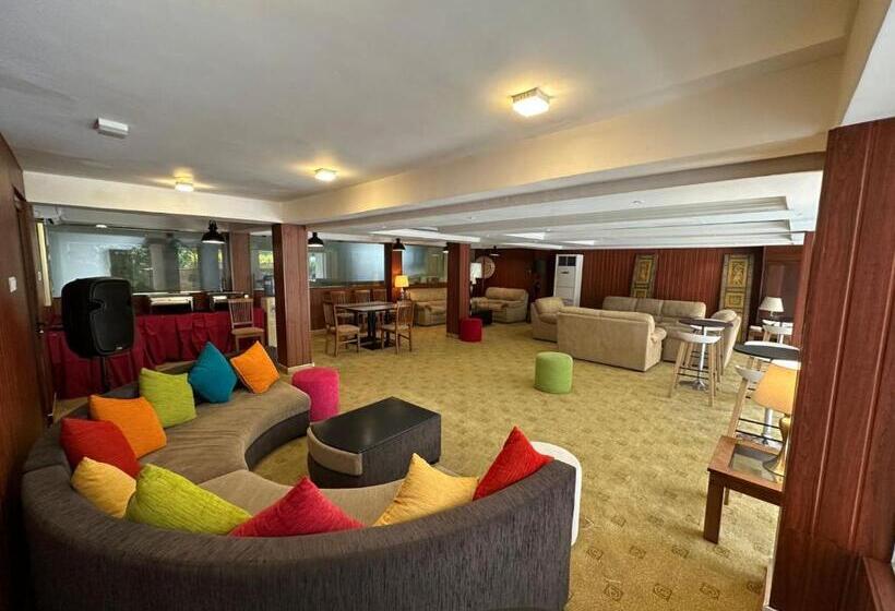 酒店 Pinnacle Boutique Villas