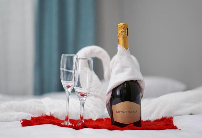 Отель Puerto San Luis