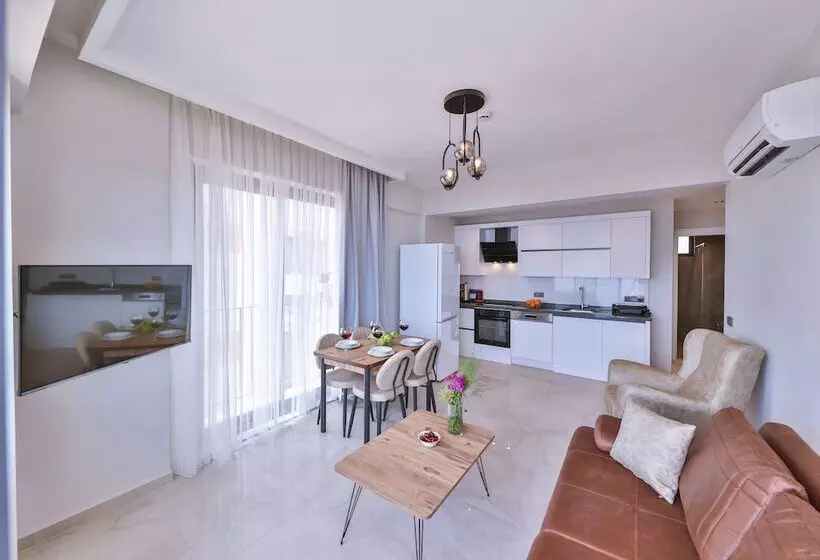 Mare Vista Suite Apart