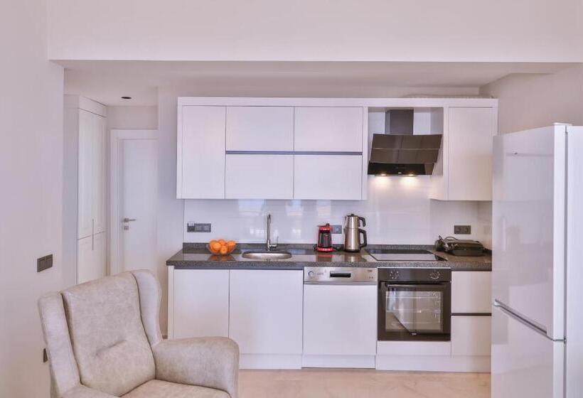 Mare Vista Suite Apart