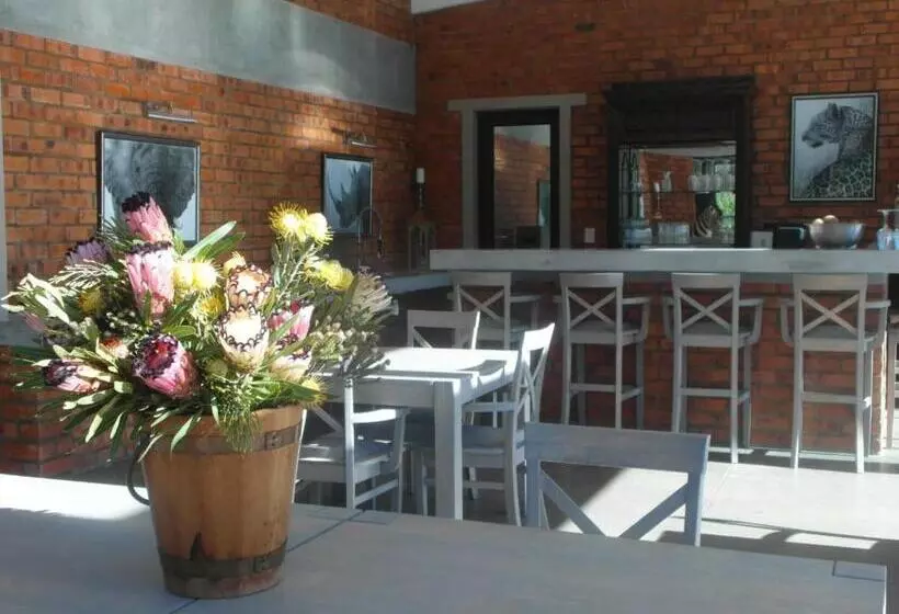 Majatalo Fijnbosch Game Lodge Jeffreys Bay