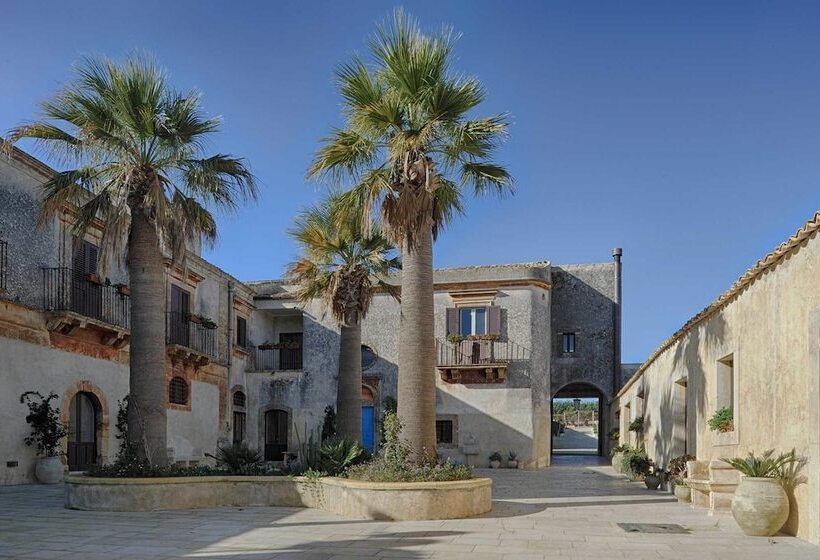 צימר Borgo Del Carato