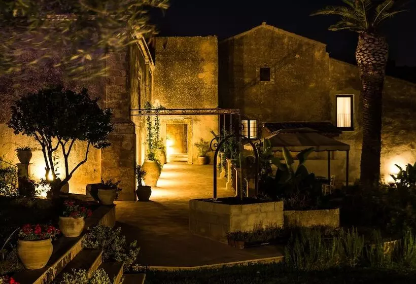 צימר Borgo Del Carato