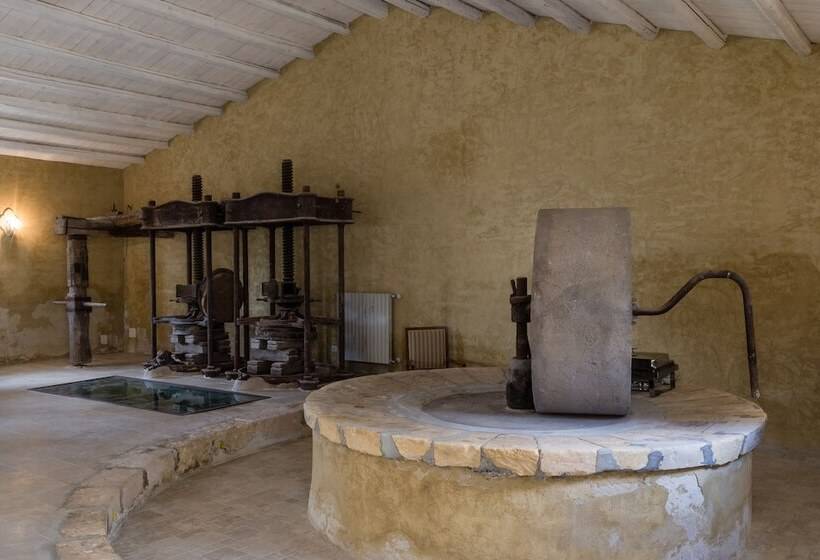 צימר Borgo Del Carato