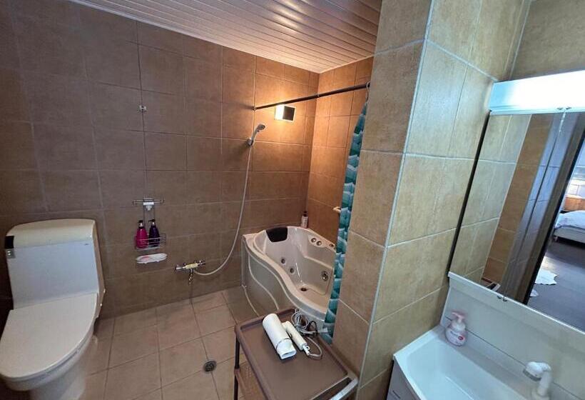 مبيت وإفطار Niseko Pension Bellary