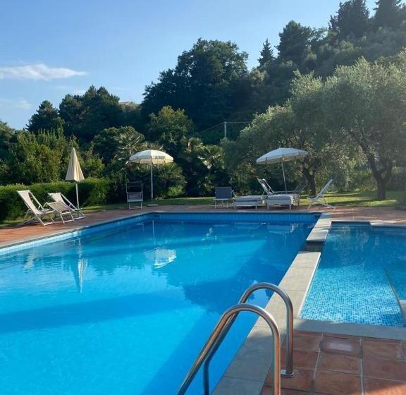 호텔 Agriturismo Monte A Pescia