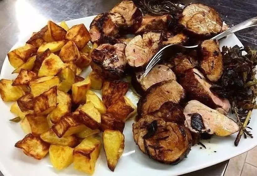 Отель Agriturismo Monte A Pescia