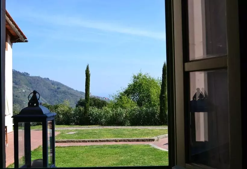 Отель Agriturismo Monte A Pescia